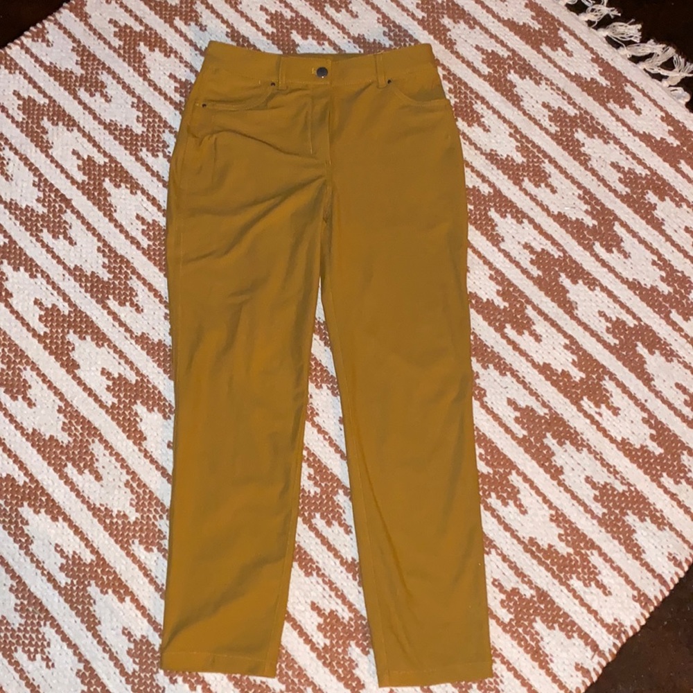 Lululemon pants